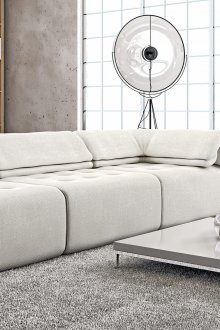 Дървена дневна от естествено дърво