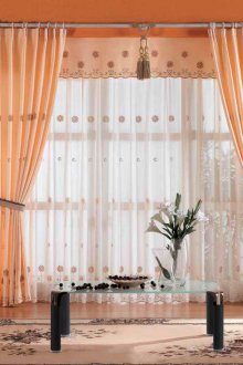 Праскови завеси на пръстените