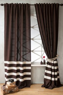 Бяла раирана венге завеси