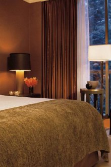 Завеси венге в спалнята