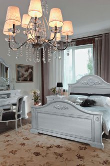 Мебели от бяла спалня от MDF