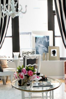 Черно-бели райета завеси.