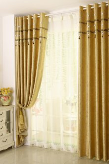 Златни завеси в стил Прованс