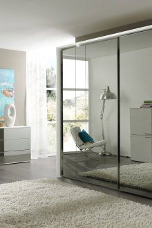 Врати за шкафове с огледало