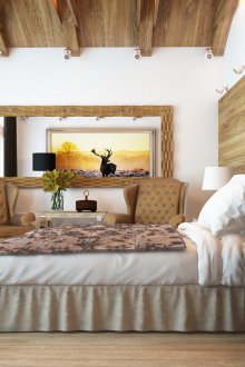 Ламинат на стената на спалнята