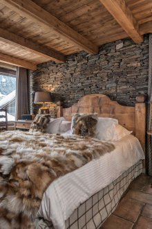 Шале дървена спалня