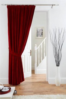 Кадифени завеси