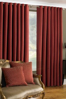 Бургундски завеси на брошури