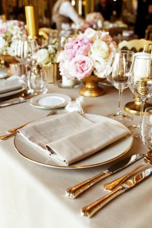 Декорация за маса в класически стил