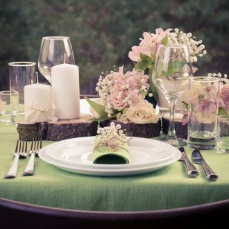 Поставяне на гости