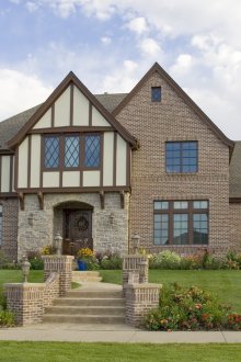 Тухлена фасада