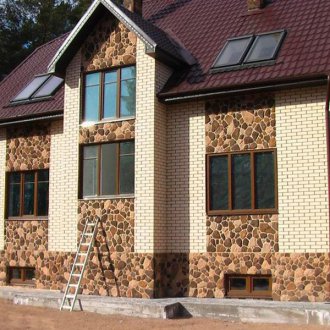 Лека тухлена тухла