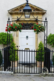 Метална порта