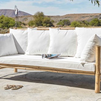 Диван за бамбук