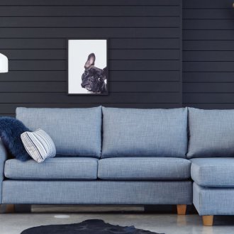 Екологичен син диван