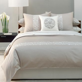 Beiges Schlafzimmer in Chruschtschow