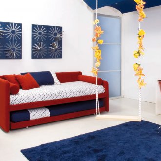 Разтегателен диван за момче