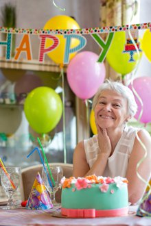 Украса за рожден ден за възрастни