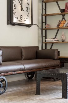Диван в стил лофт