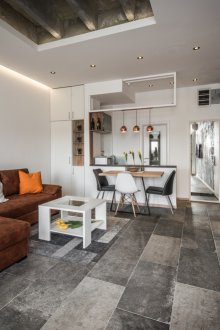 Тъмно сив ламинат