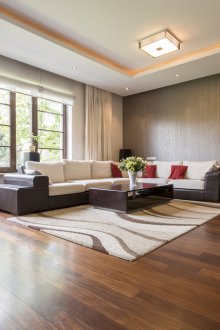 Кафяв гланциран ламинат