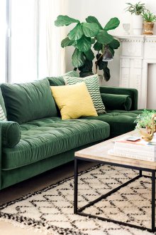 Зелен диван с тахта