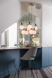 Corner dressing table in the bedroom
