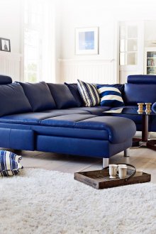 Син диван от еко кожа