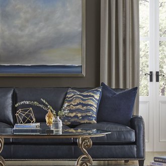 Син кожен диван