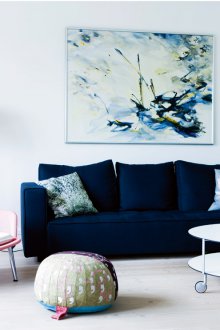 Син троен диван