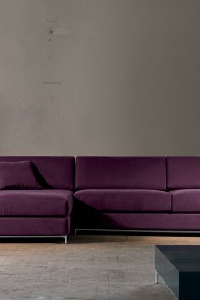 Минимализъм лилав диван
