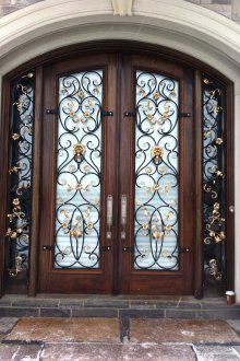 Художествена ковашка врата