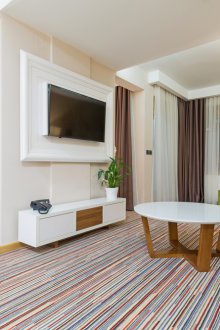 Цветен килим