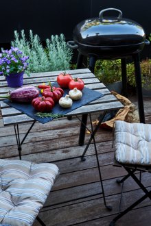 Малка зона за барбекю