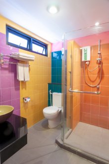 Цветна баня