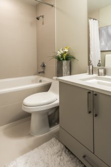 Малка светла баня