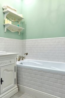 Малка баня в класически стил