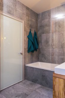 Интериорът на малка баня