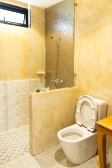 Малка оранжева баня