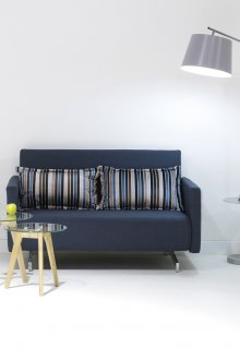 Диван бебешко синьо