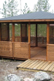 Дървена беседка