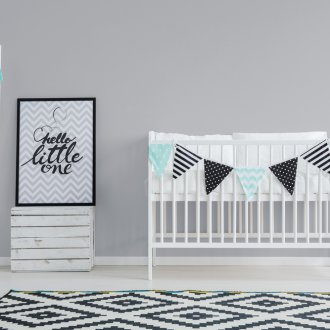 Тюркоазени акценти в детската стая