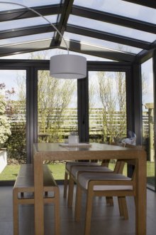 Беседка с маса за хранене