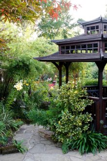 Беседка в японски стил