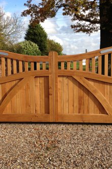 Дъбова порта за даване