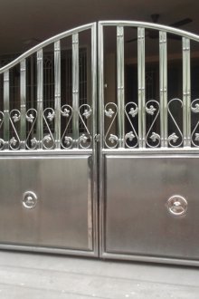 Стоманена двукрила порта