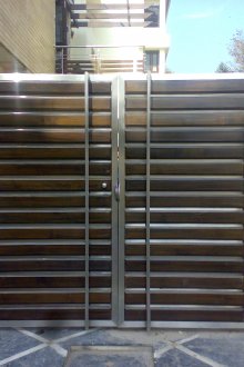 Стоманени порти в стил Арт Нуво