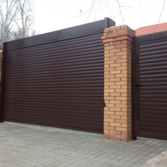 Гофрирани ролетни врати