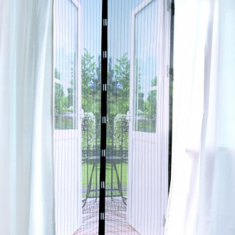 Завеси мрежести на вратата