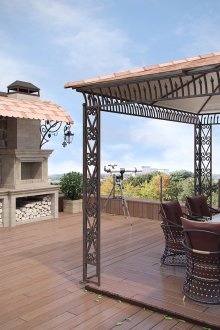 Проект на покривна къща